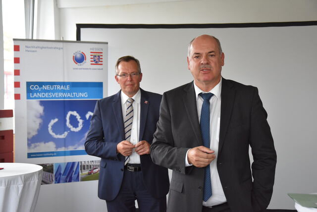 Andreas Sandhäger und Thomas Platte eröffnen die Veranstaltung