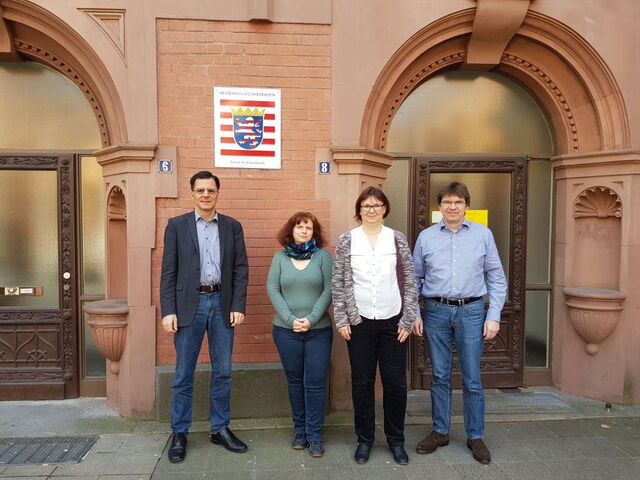 Schulleiter Gereon Dietz, Silke Leineweber, Natascha Kleinfeld, Dr. Jürgen Hirsch